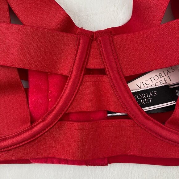 Victoria's Secret Red Strappy Bra - Picture 8 of 12